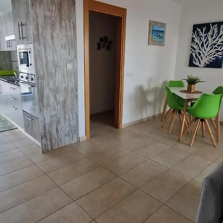 Atico Bonito Sea View Apartmán *